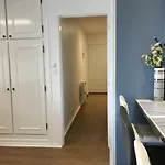 Face à La
