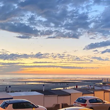 아파트 Face A La *